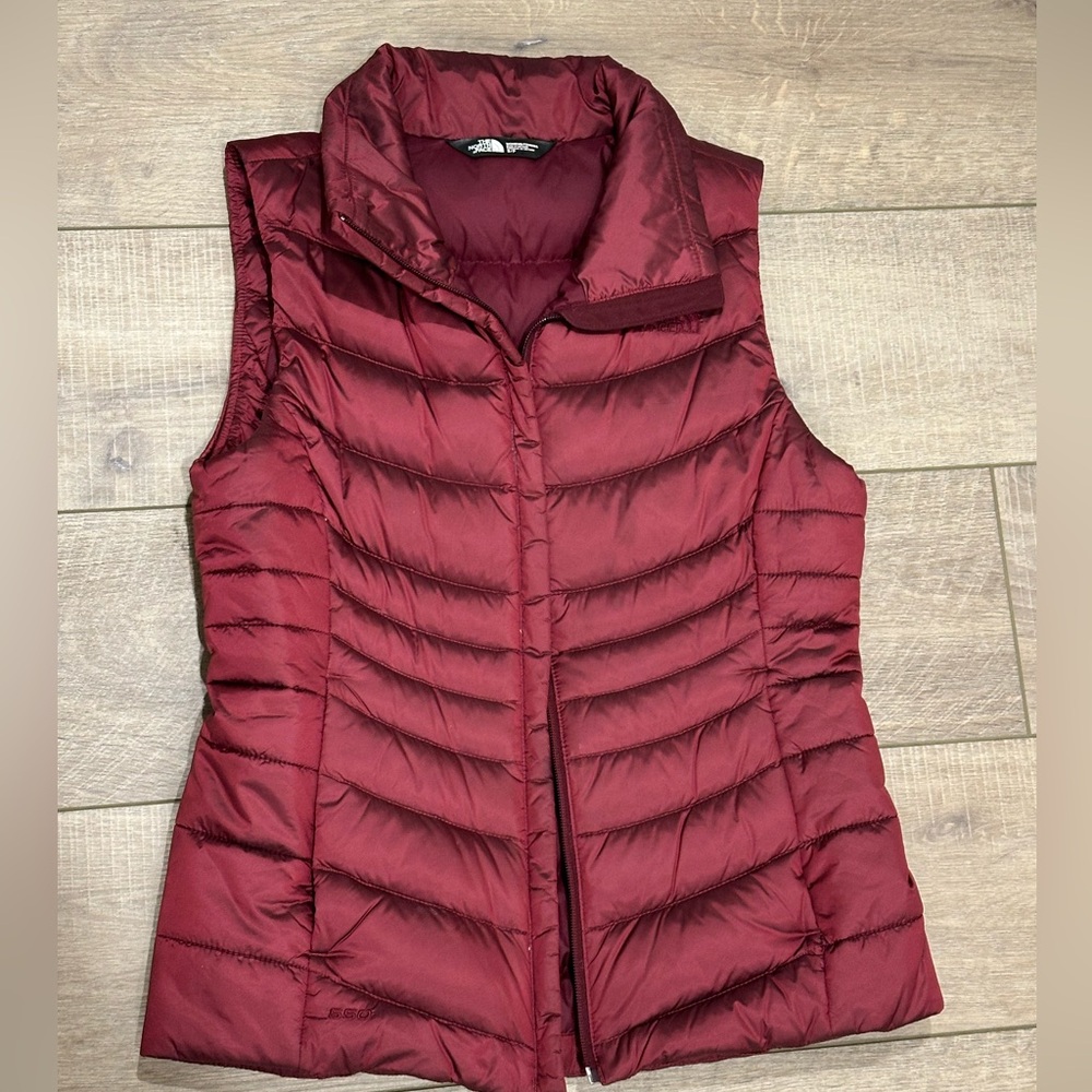 Women’s North Face vest